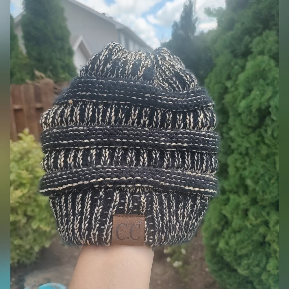 Metallic CC Beanies HAT - Black Gold